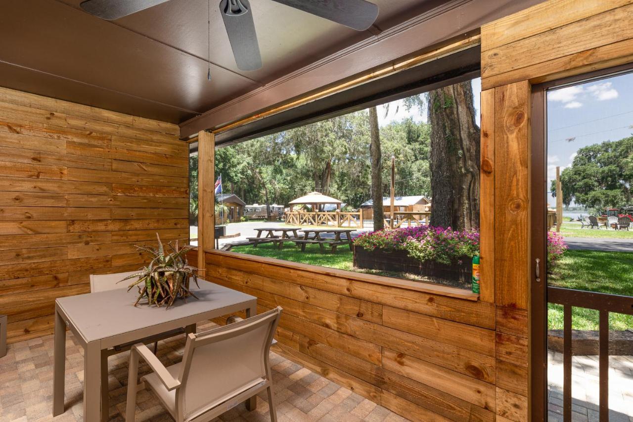 Idlewild Lodge And Rv Park Lake Panasoffkee Екстериор снимка