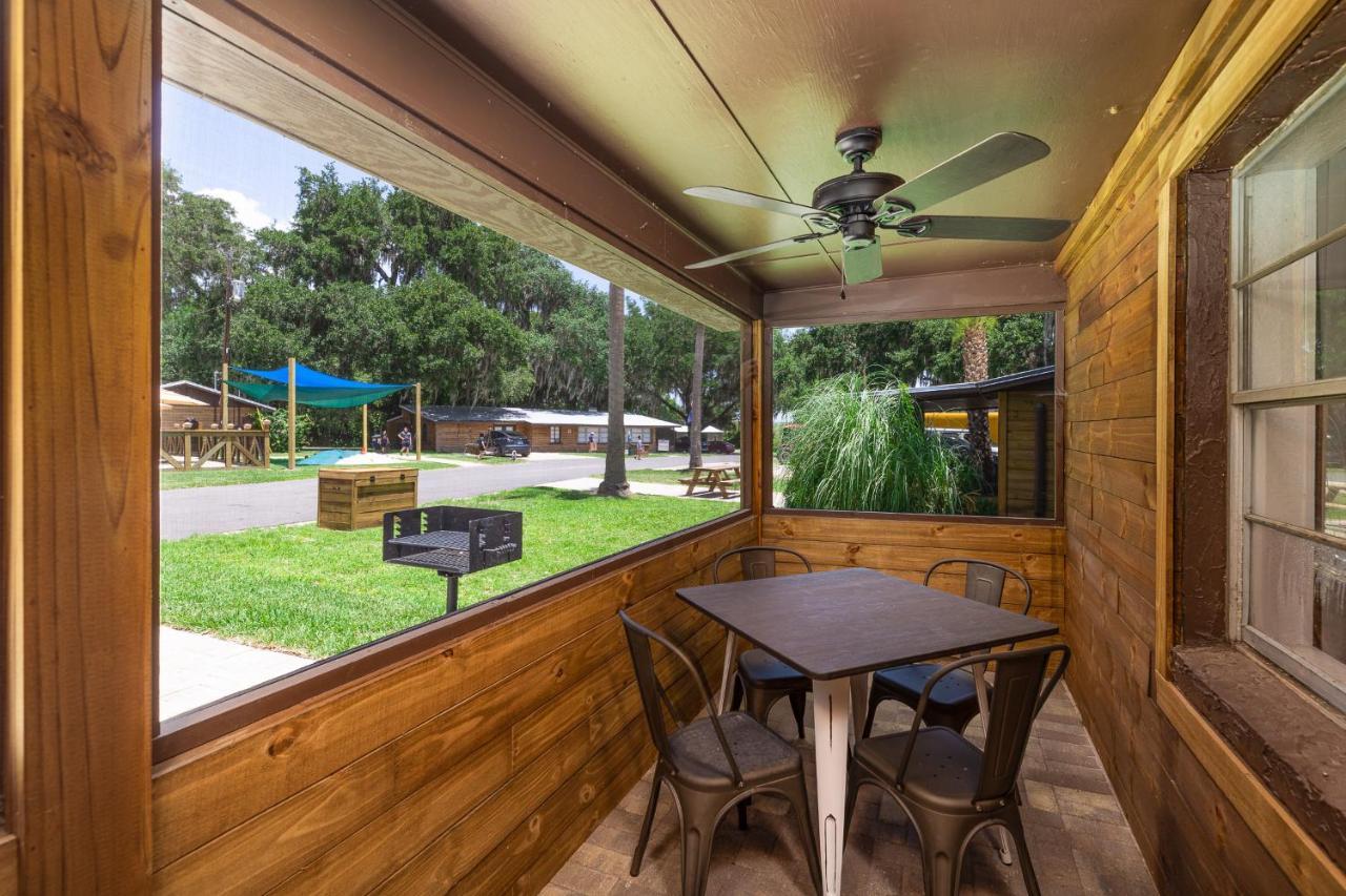 Idlewild Lodge And Rv Park Lake Panasoffkee Екстериор снимка